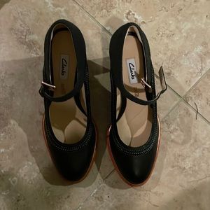 Clarks Heels, Size 8M, Black